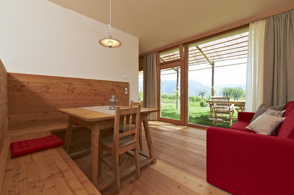 Apartamento Weingut Stuck Appiano Sulla Strada Del Vino Habitación foto